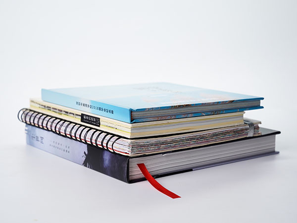 長江印刷告訴您畫冊印刷出現模糊怎么辦 